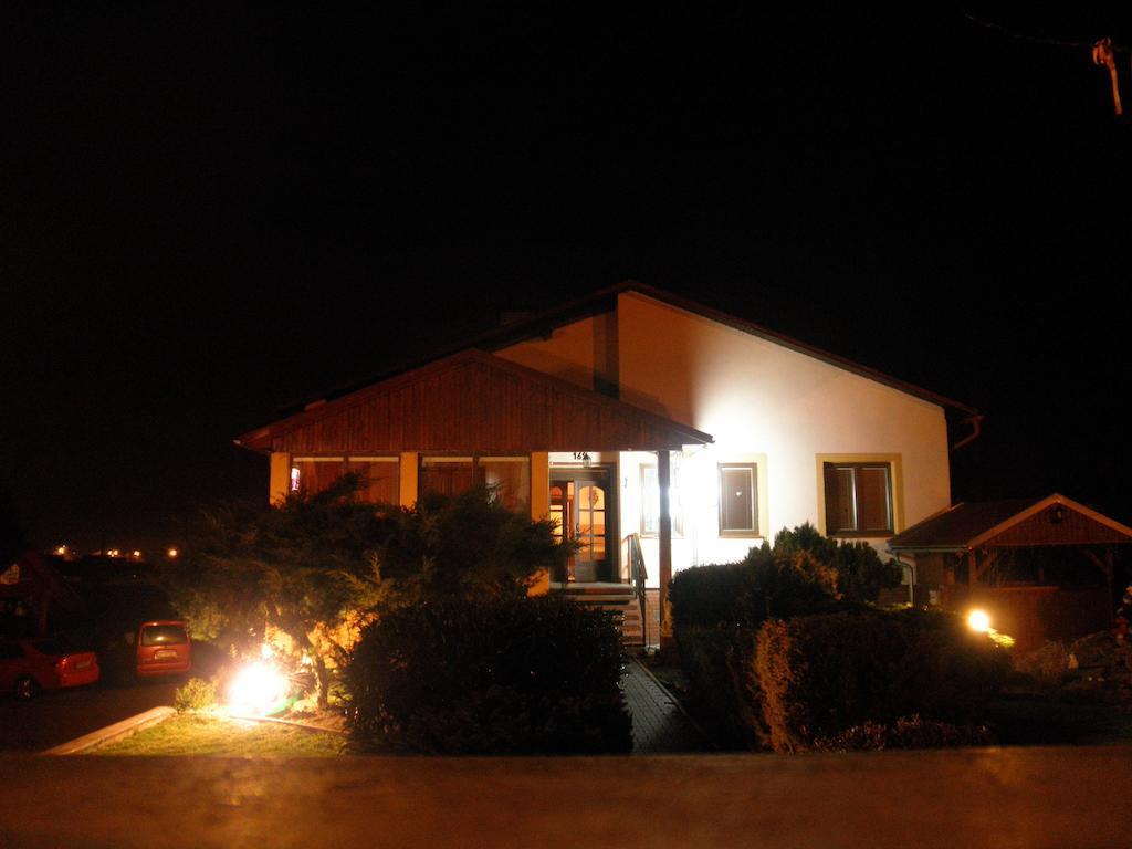 Penzion Ivana Valasske Mezirici Exterior foto